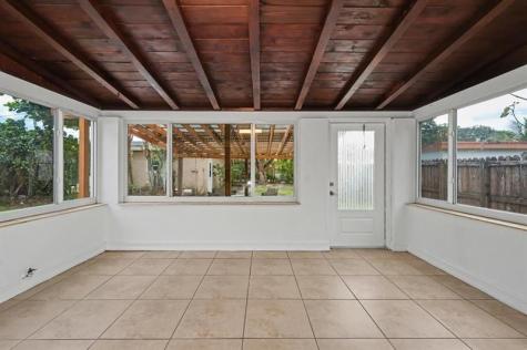 2530 Mckinley Street Hollywood FL 33020
