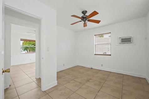 2530 Mckinley Street Hollywood FL 33020