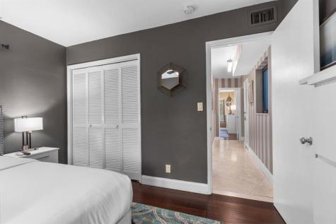 2829 NE 17th Avenue Wilton Manors FL 33334