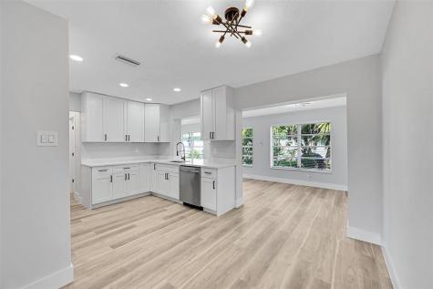 6925 NW 11th Street Margate FL 33063