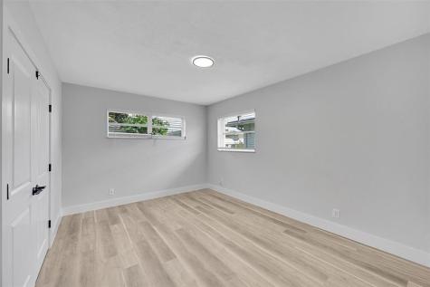 6925 NW 11th Street Margate FL 33063