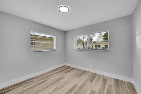 6925 NW 11th Street Margate FL 33063