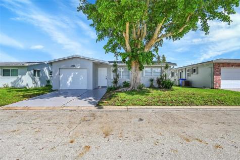 6925 NW 11th Street Margate FL 33063