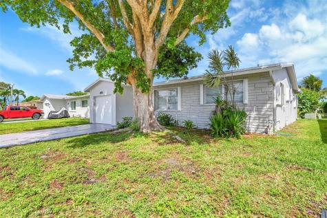 6925 NW 11th Street Margate FL 33063