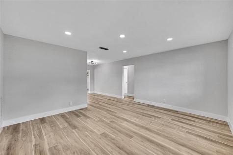 6925 NW 11th Street Margate FL 33063