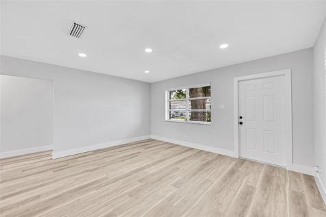 6925 NW 11th Street Margate FL 33063