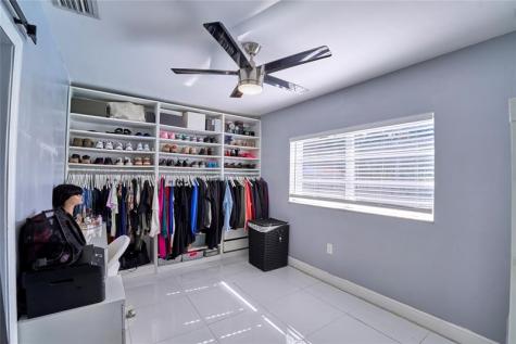 1272 NW 172nd Terrace Miami FL 33169