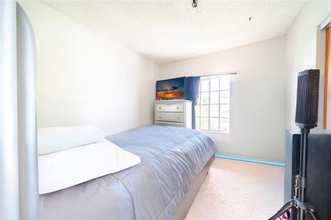 419 SW 80th Avenue Pompano Beach FL 33068