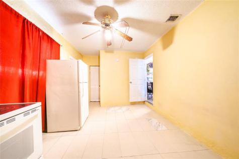 419 SW 80th Avenue Pompano Beach FL 33068