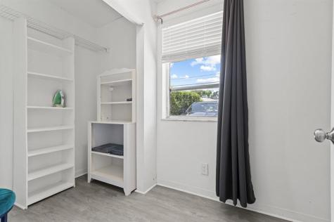 6375 SW 29th Street Miami FL 33155