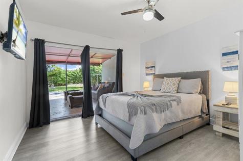 6375 SW 29th Street Miami FL 33155
