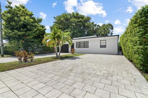 6375 SW 29th Street Miami FL 33155