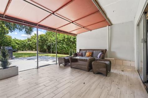 6375 SW 29th Street Miami FL 33155