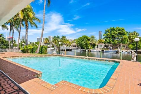 625 Oleander Drive Hallandale Beach FL 33009