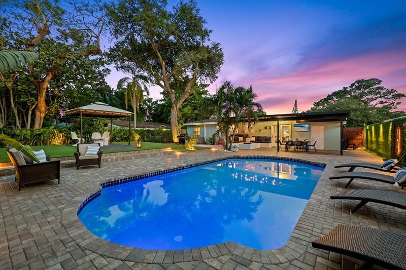 1813 SW 10th Court Fort Lauderdale FL 33312