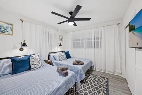 1813 SW 10th Court Fort Lauderdale FL 33312