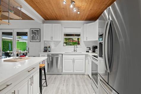 1813 SW 10th Court Fort Lauderdale FL 33312