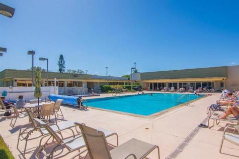 38 Vista Gardens Trail #207 Vero Beach FL 32962