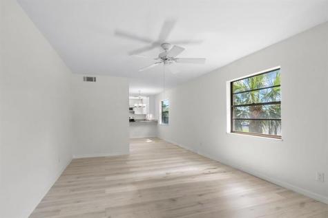 38 Vista Gardens Trail #207 Vero Beach FL 32962