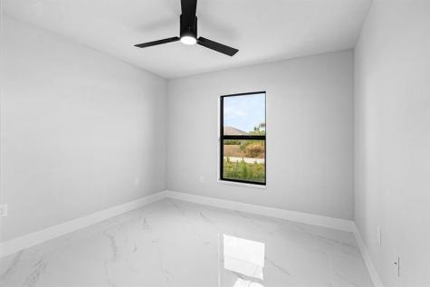 2507 26TH Street SW Lehigh Acres FL 33976