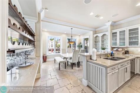 7 Pelican Drive Fort Lauderdale FL 33301