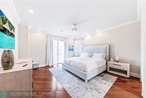 7 Pelican Drive Fort Lauderdale FL 33301