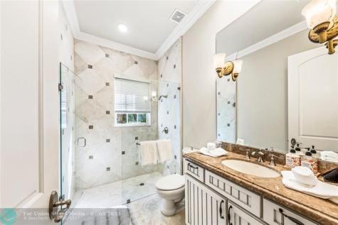 7 Pelican Drive Fort Lauderdale FL 33301