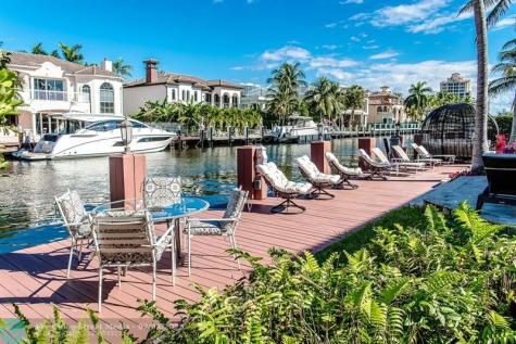 7 Pelican Drive Fort Lauderdale FL 33301