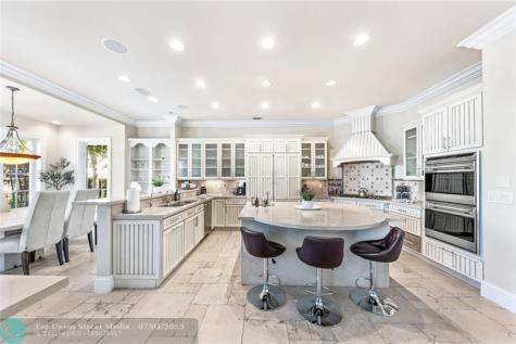 7 Pelican Drive Fort Lauderdale FL 33301