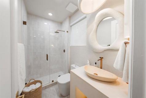 2765 Brickell Court Miami FL 33129