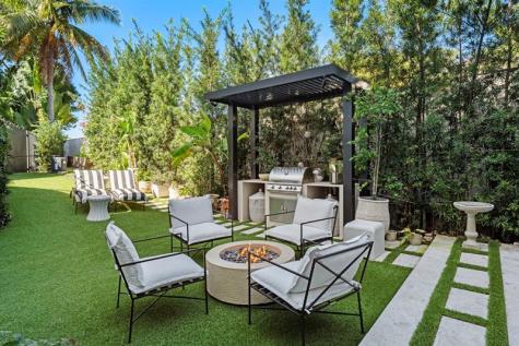 2765 Brickell Court Miami FL 33129