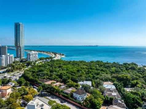 2765 Brickell Court Miami FL 33129