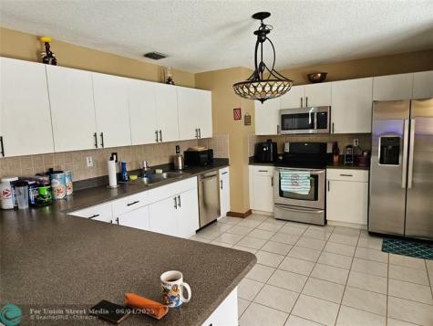 15518 SW 168th Terrace Miami FL 33187