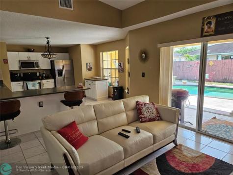 15518 SW 168th Terrace Miami FL 33187