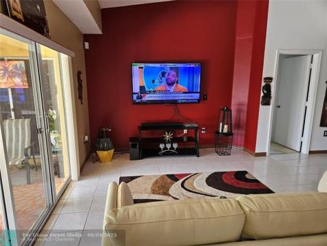 15518 SW 168th Terrace Miami FL 33187