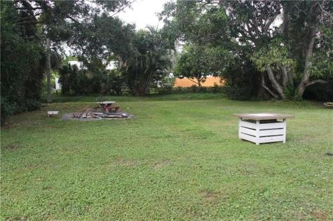 161 21ST Avenue Vero Beach FL 32962