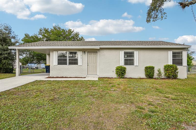 913 SE 8th Street Stuart FL 34994
