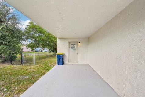 913 SE 8th Street Stuart FL 34994