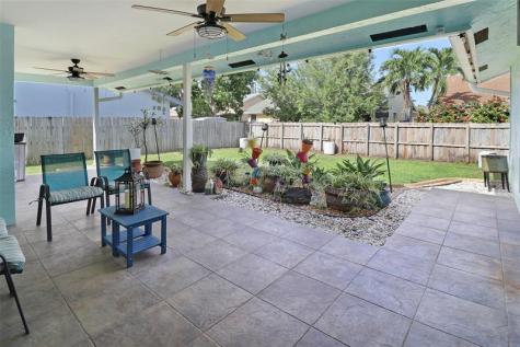 231 SE 9th Street Dania Beach FL 33004