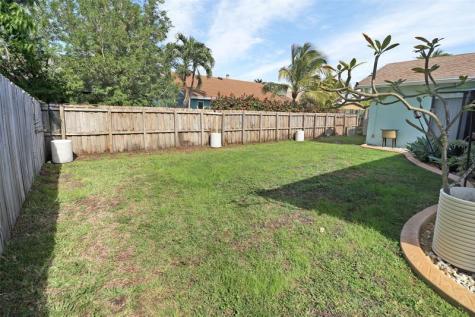 231 SE 9th Street Dania Beach FL 33004