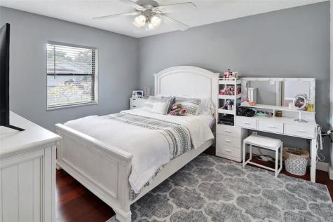 231 SE 9th Street Dania Beach FL 33004