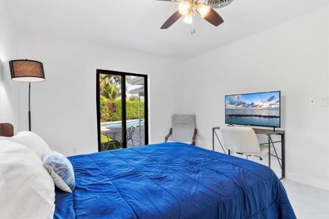 440 N Rainbow Drive Hollywood FL 33021