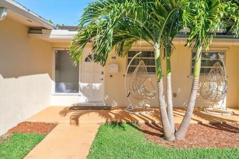 440 N Rainbow Drive Hollywood FL 33021