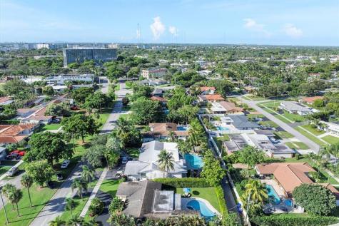 440 N Rainbow Drive Hollywood FL 33021