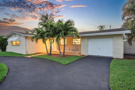 440 N Rainbow Drive Hollywood FL 33021