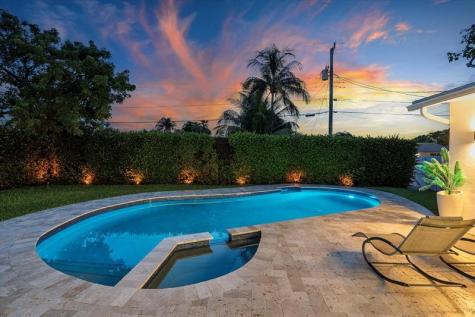 440 N Rainbow Drive Hollywood FL 33021