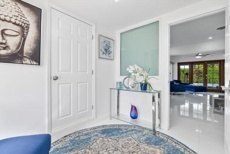 440 N Rainbow Drive Hollywood FL 33021