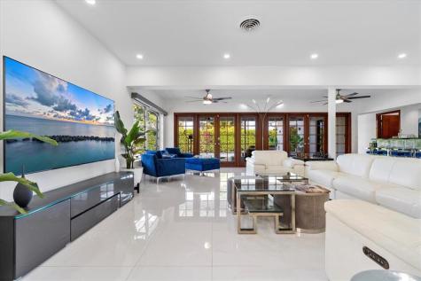 440 N Rainbow Drive Hollywood FL 33021