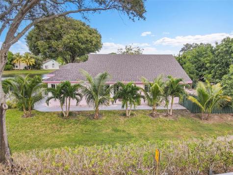 1219 Scioto Road North Lauderdale FL 33068