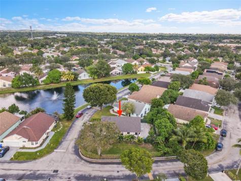 1219 Scioto Road North Lauderdale FL 33068
